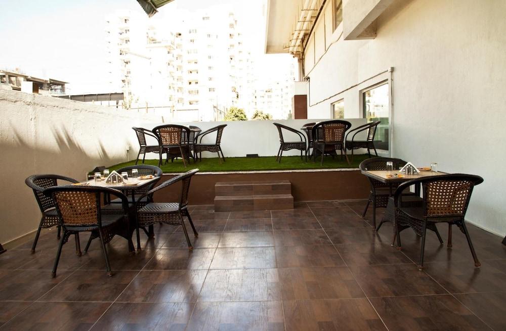 העיר בנגלור Octave Hotel & Spa - Sarjapur Road מראה חיצוני תמונה